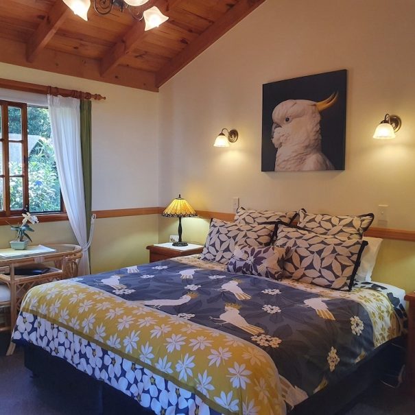 Home Tamborine Mountain Bed & Breakfast