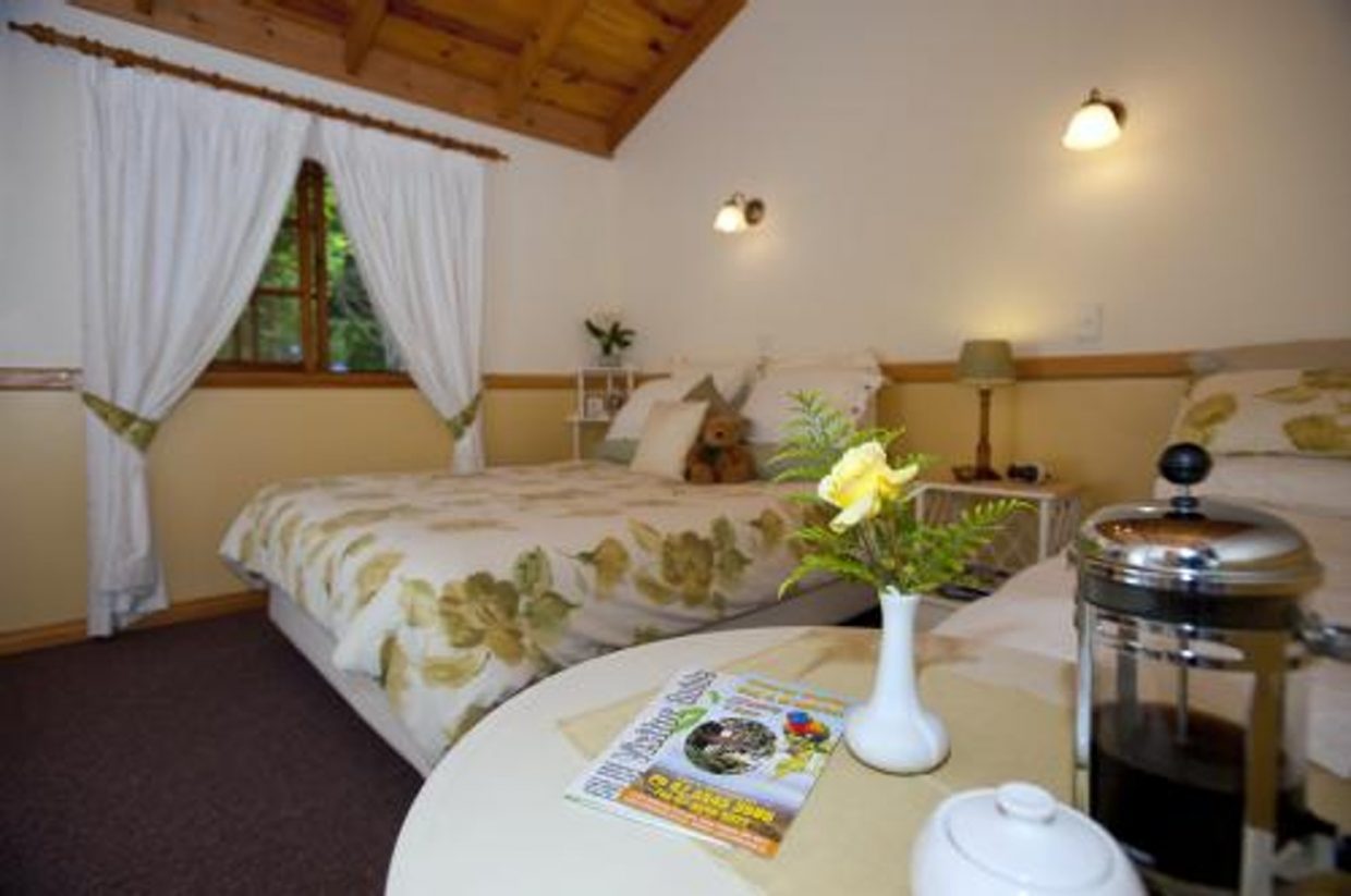 Tamborine Mountain Bed & Breakfast Escape To The Mountain